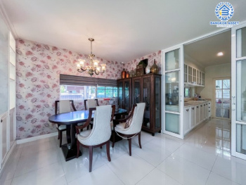 *****บ้านเดี่ยวมือสอง นนทบุรี ม.ดีซิโอ้ ราชพฤกษ์ หลังมุม เนื้อที่กว้างเกือบ 62 ตร.ว. ฟังก์ชัน 3 ห้องนอน 3 ห้องน้ำ ที่จอดรถ 2 คัน ภายในตกแต่งสวย ดูทันสมัย โครงการตั้งบนทำเลดี เชื่อมต่อทั้งถนนราชพฤกษ์, ถนนรัตนาธิเบศร์, ถนนชัยพฤกษ์, ถนนแจ้งวัฒนะ และรถไฟฟ้าสายสีม่วง "สถานีบางรักน้อยท่าอิฐ" และจุดขึ้นทางด่วน "งามวงศ์วาน"